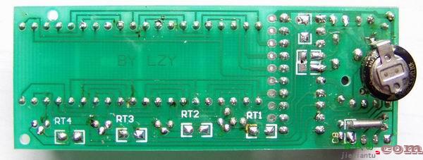 采用实时时钟芯片DS1302+AT89C2051的红外遥控LED电子钟  第2张